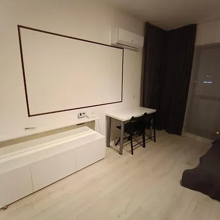 Apartment Contemporary Urban Nest 125